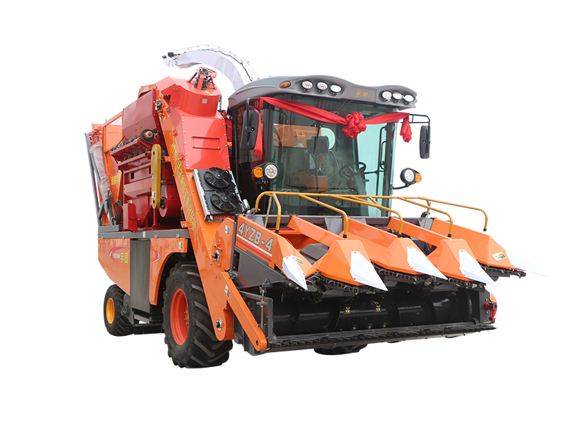4YZB-4A3自(zi)走(zou)式穗(sui)莖兼(jian)收玉米收(shou)穫機(ji)